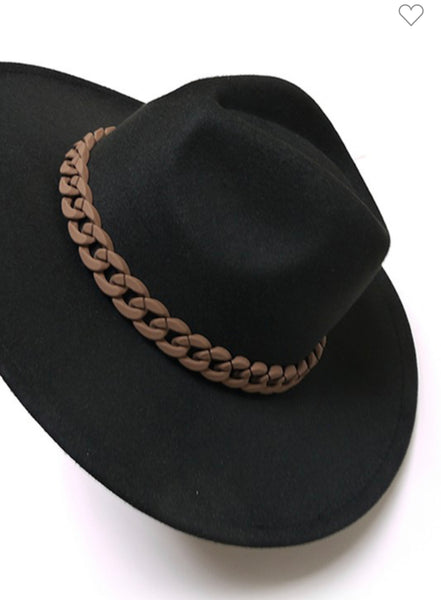 Black Wide Brim Fedora Hat With Matte Chain